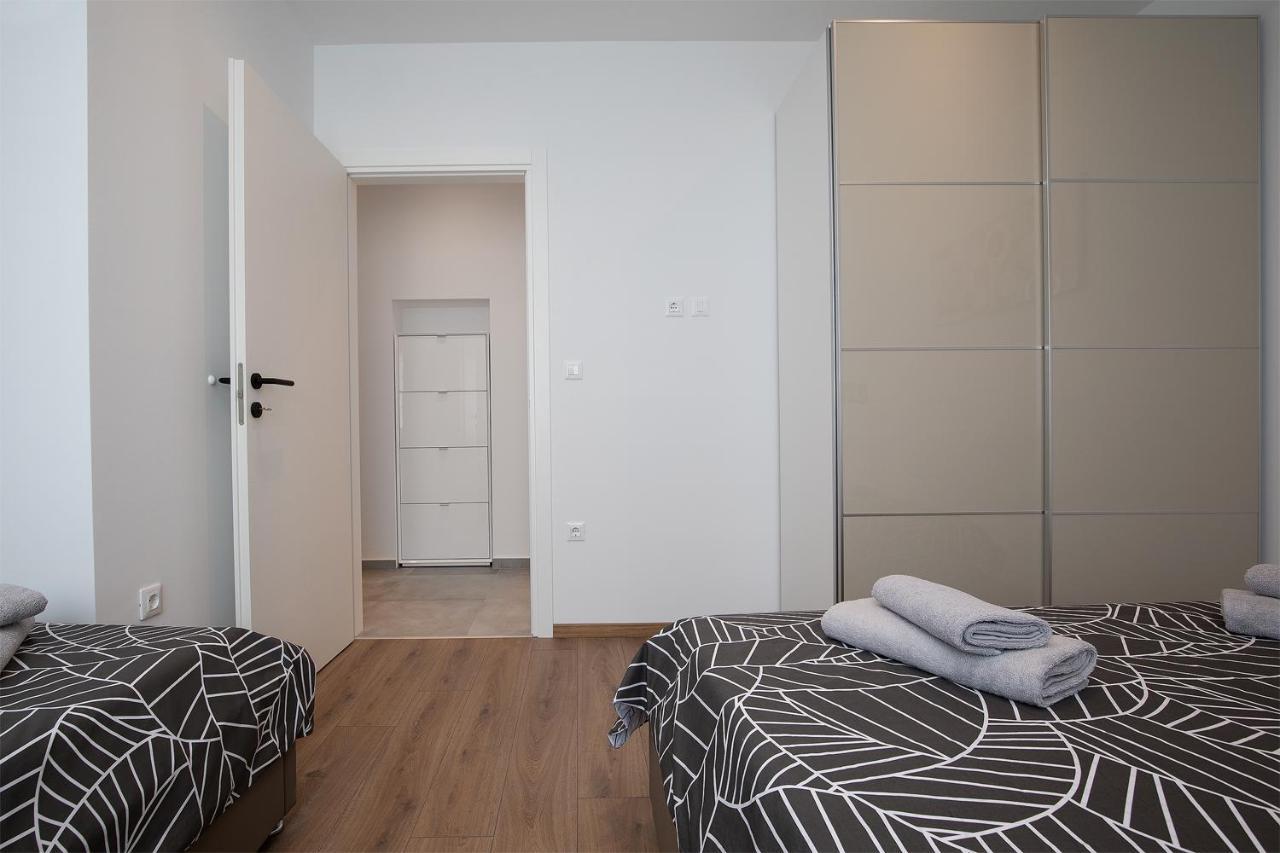 Apartments Igor Medulin Bagian luar foto